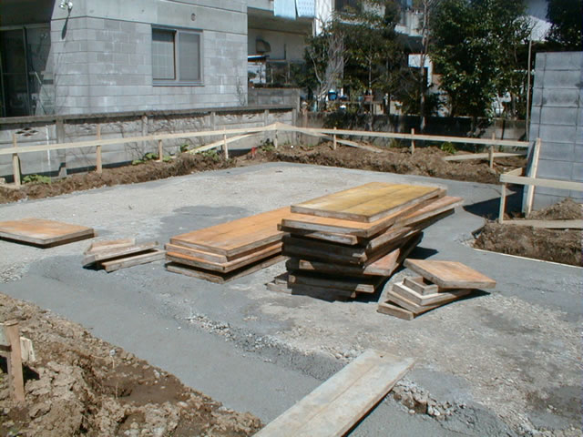 地鎮祭とベタ基礎工事