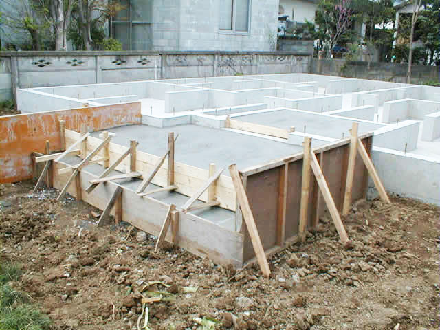 地鎮祭とベタ基礎工事